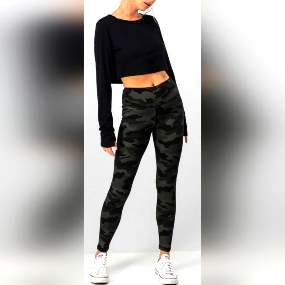 Athletic Collection Women's Gym High Waist Camo Leggings Medium